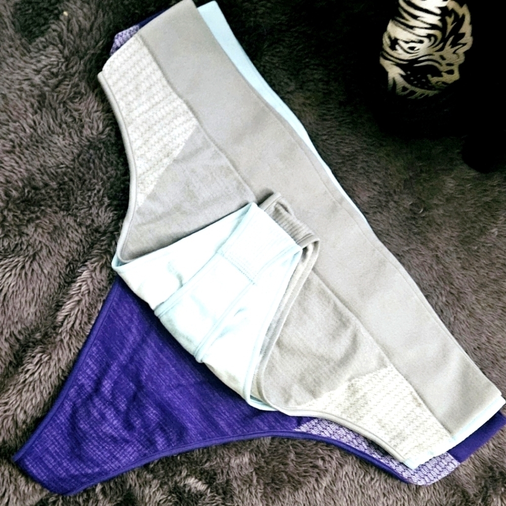 NWOT Hanes Sports Seamless Thong P3 - Picture 5 of 7